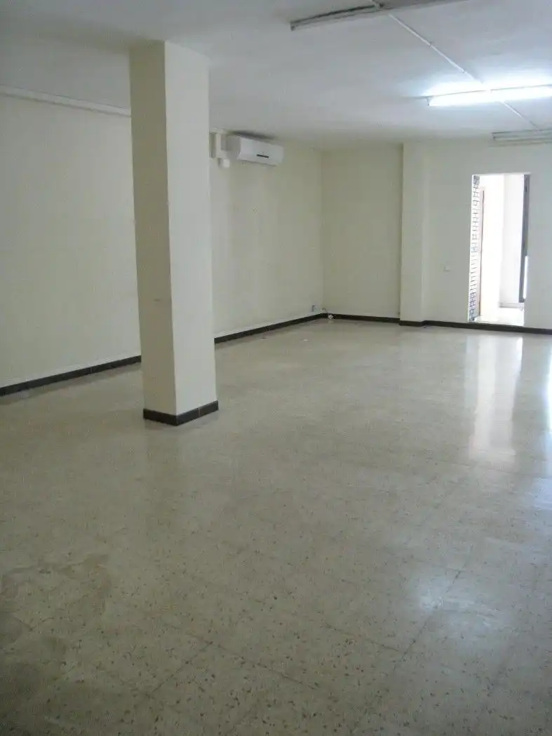 Office for rent in Barcelona  with Air Conditioner