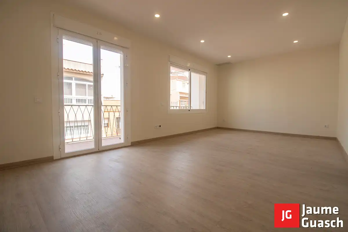 Wohnzimmer von Wohnung zum Verkauf in Torredembarra mit Klimaanlage, Heizung und Parkett