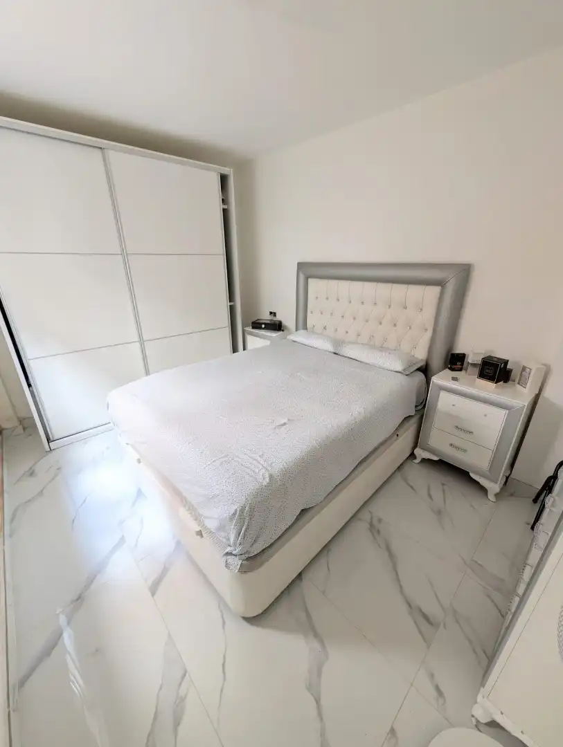 Dormitori de Casa o xalet en venda en Sevilla amb Aire condicionat, Terrassa i Traster