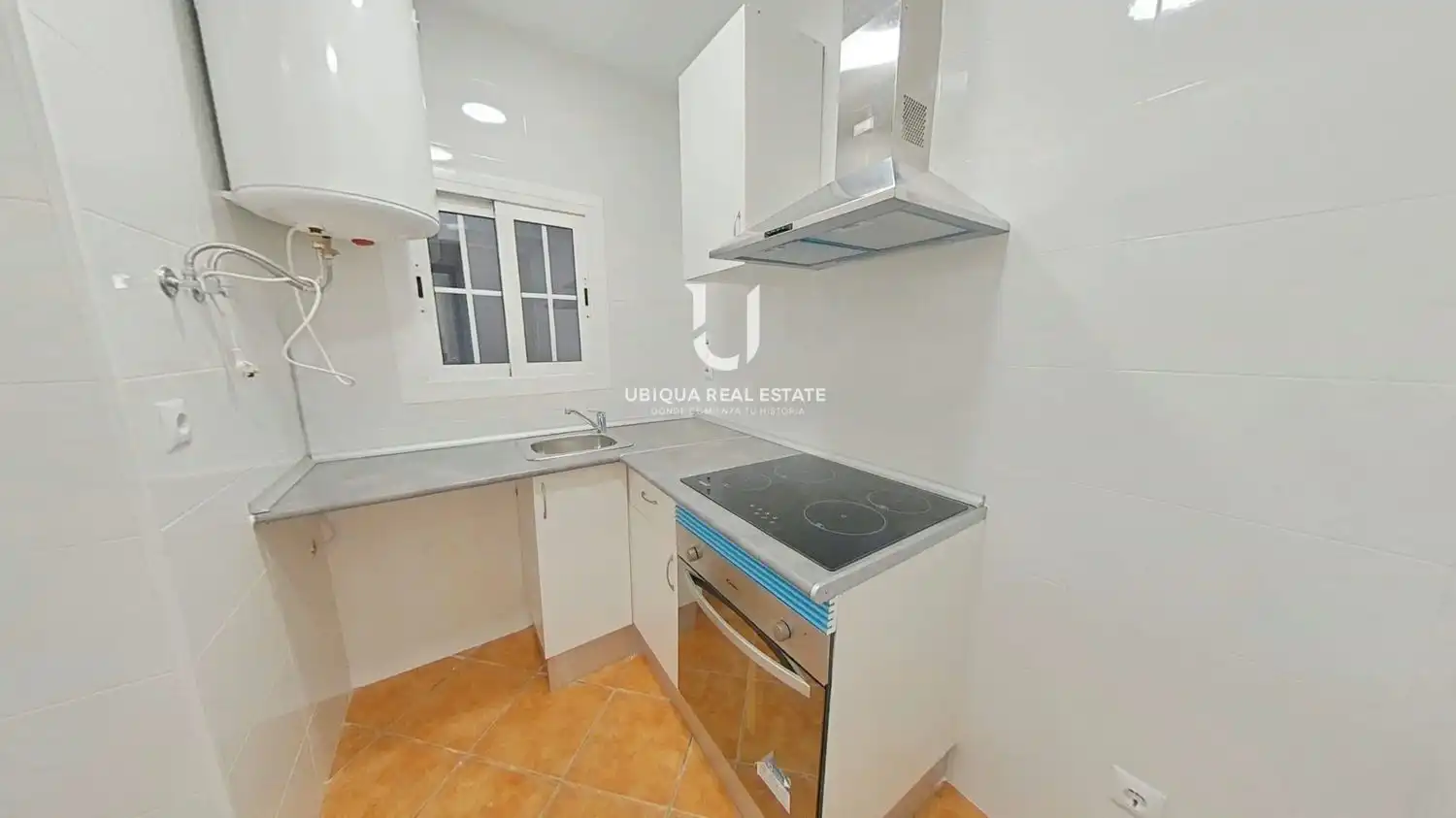 Kitchen of Flat for sale in Barcelona  with Terrace and Balcony