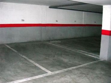 Einzelparkplatz zur Miete in Pasaje Isla Sálvora 8