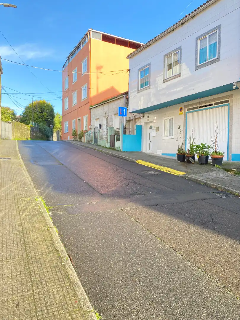 Vista exterior de Casa adosada en venta en Santiago de Compostela  con Calefacción, Trastero y Amueblado