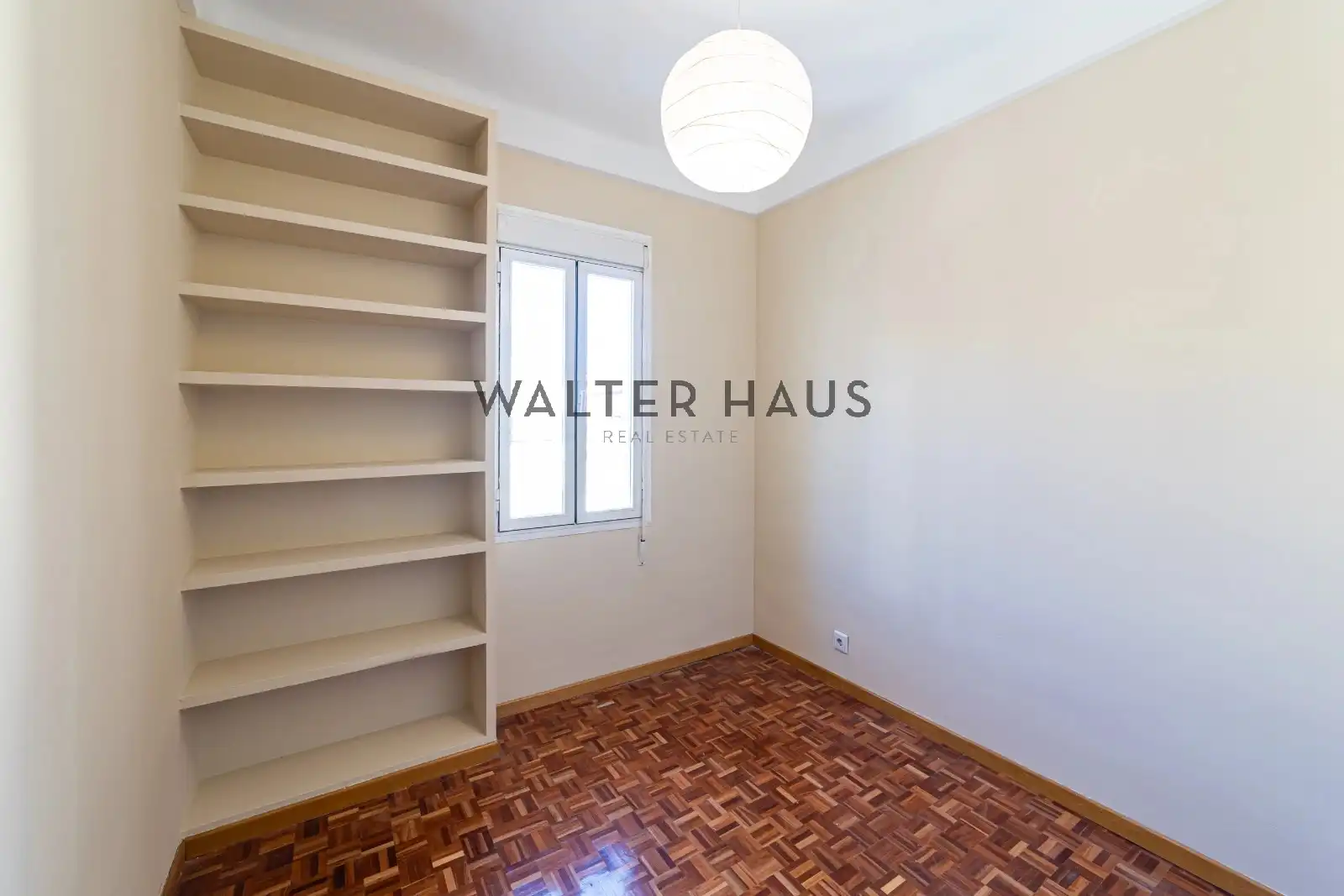 Schlafzimmer von Wohnung zur Miete in Madrid mit Klimaanlage, Heizung und Ofen