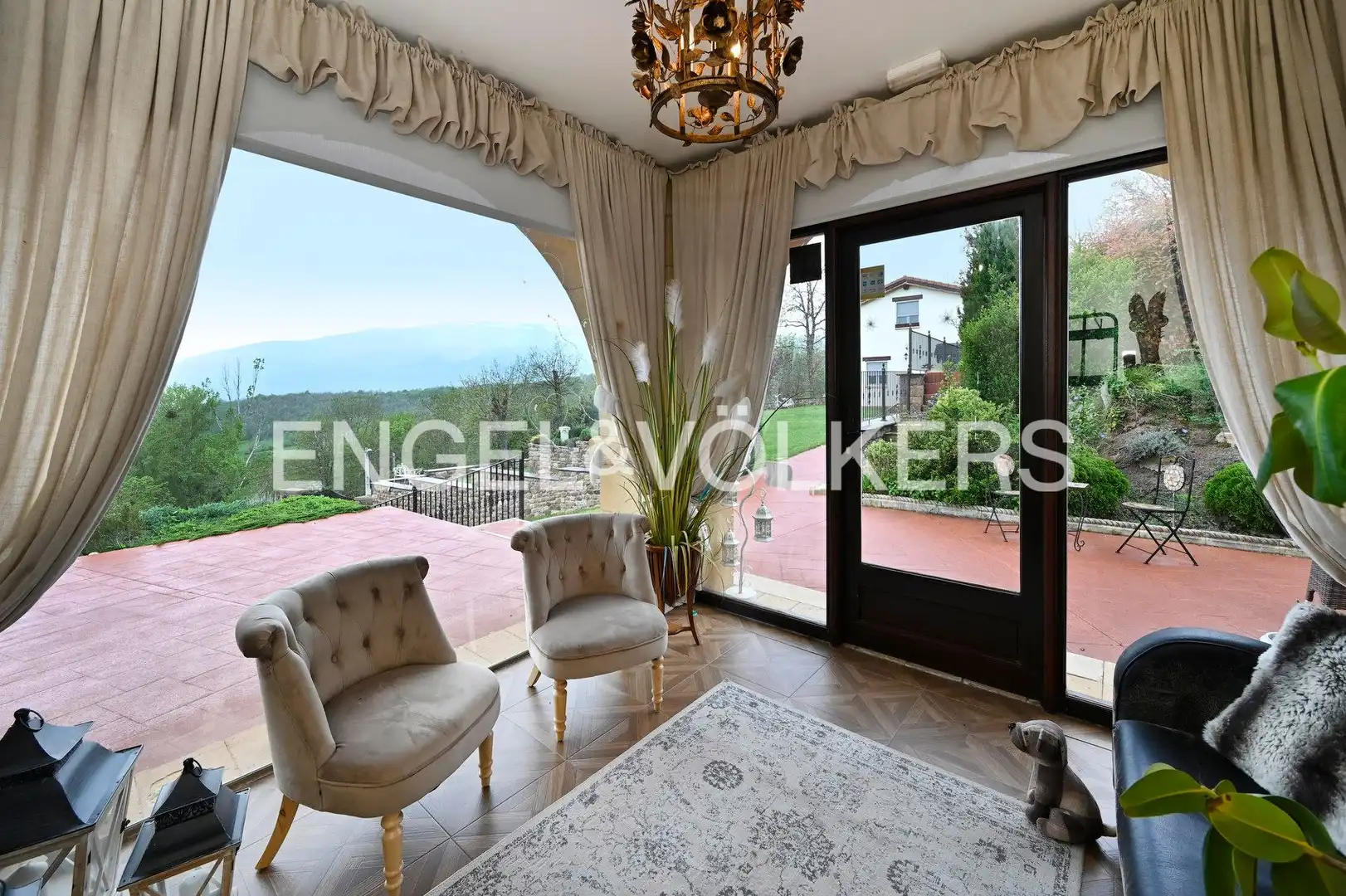 Terraza de Casa o chalet en venta en Reinosa con Aire acondicionado, Calefacción y Jardín privado