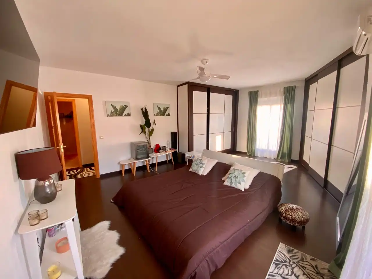 Habitación de Casa adosada en venta en Carrión de Calatrava con Aire acondicionado, Calefacción y Amueblado