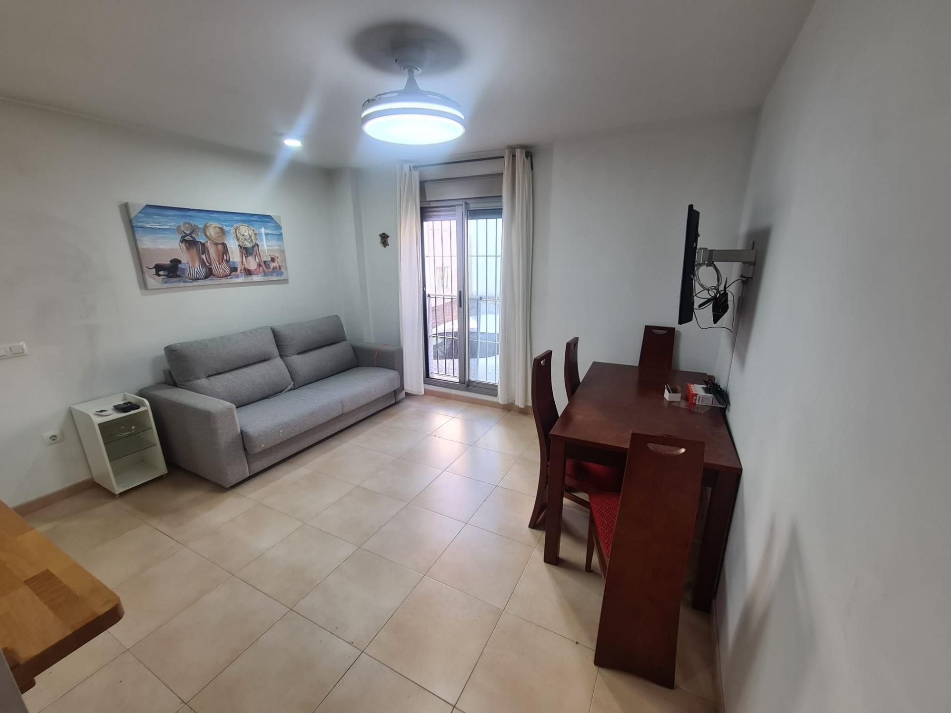 Sala d'estar de Pis de lloguer en Chiclana de la Frontera amb Terrassa
