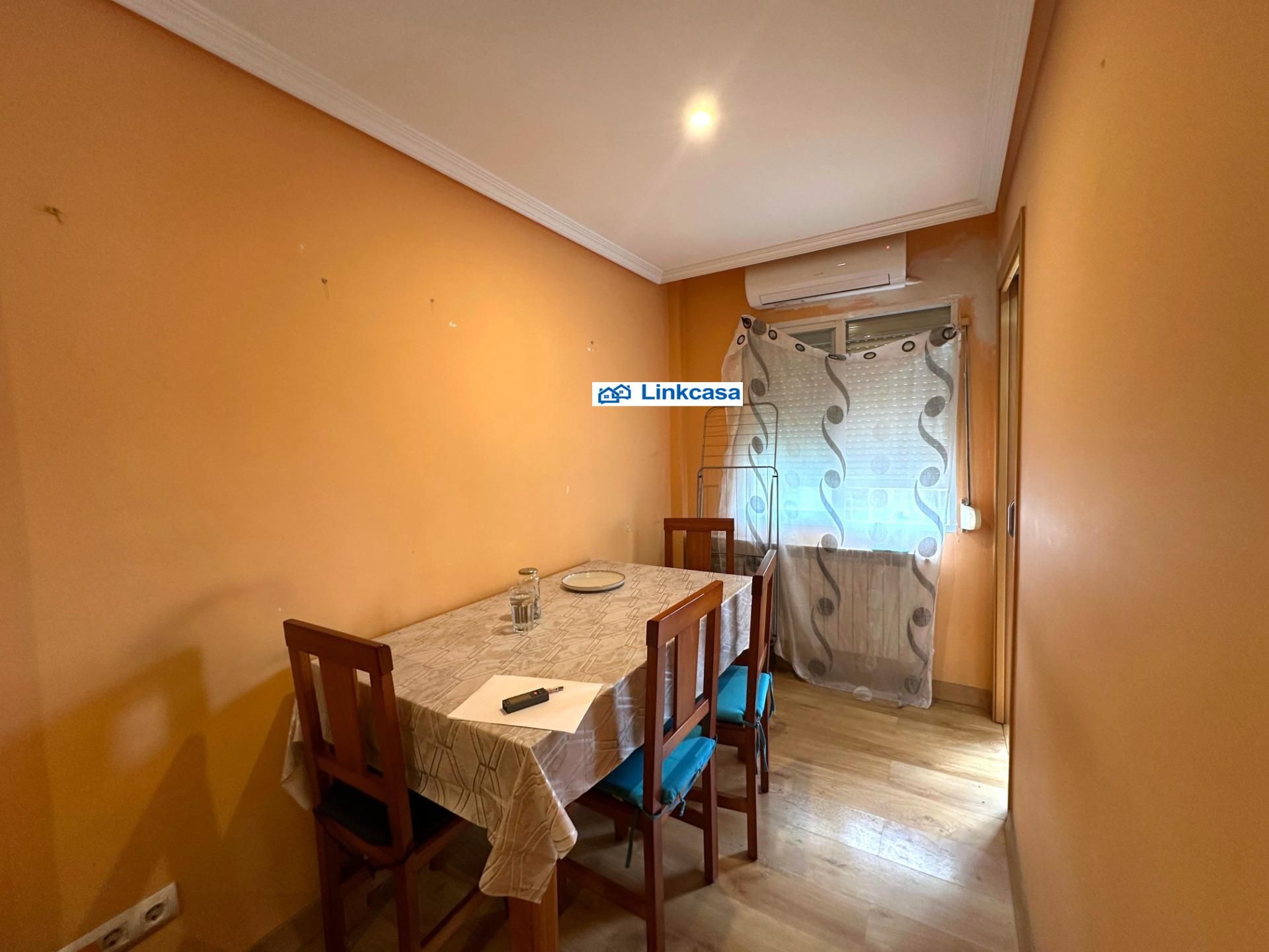 Dining room of Flat for sale in Getafe  with Air Conditioner, Heating and Terrace