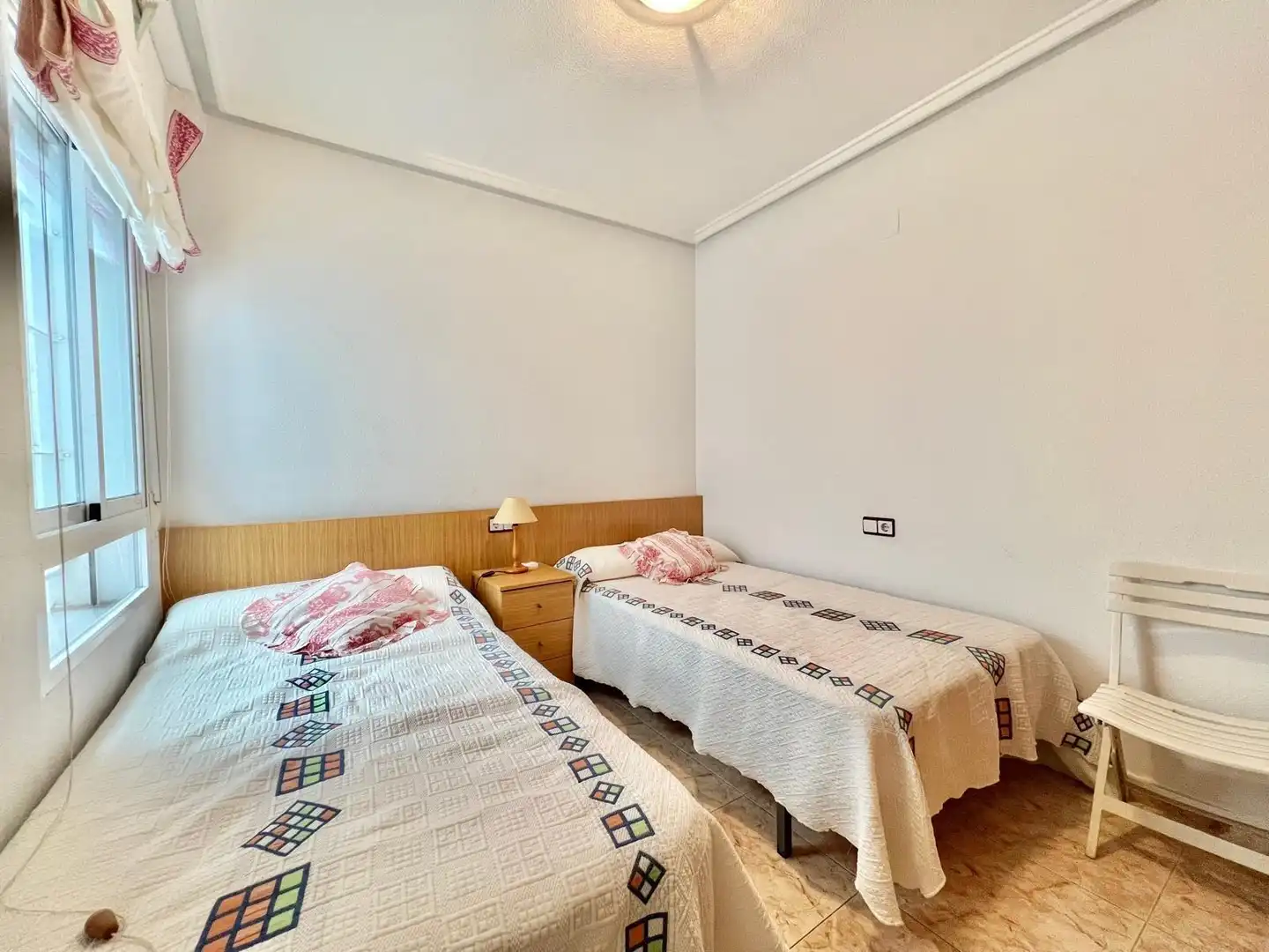 Schlafzimmer von Wohnungen zum Verkauf in Torrevieja mit Klimaanlage, Heizung und Möbliert