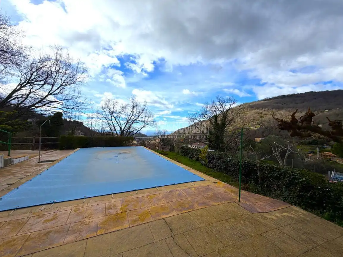 Piscina de Pis en venda en El Real de San Vicente amb Aire condicionat, Terrassa i Moblat