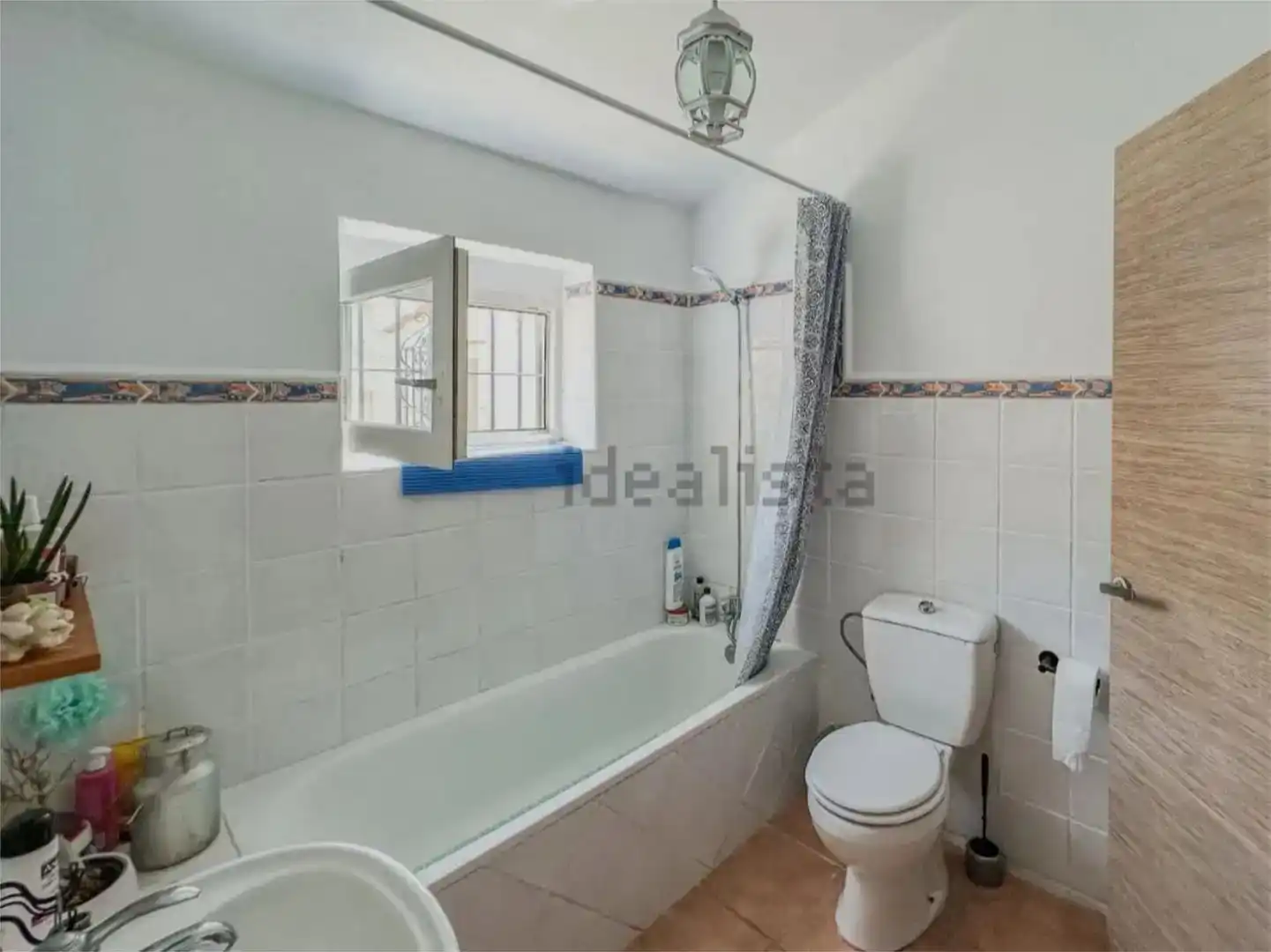 Bany de Finca rústica en venda en Cártama amb Aire condicionat i Piscina