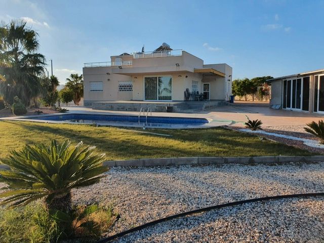 Swimming pool of House or chalet for sale in Alicante / Alacant  with Air Conditioner, Heating and Swimming Pool