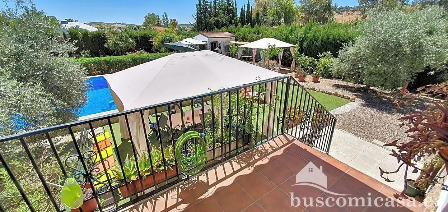Terrassa de Casa o xalet en venda en Linares amb Aire condicionat, Calefacció i Jardí privat