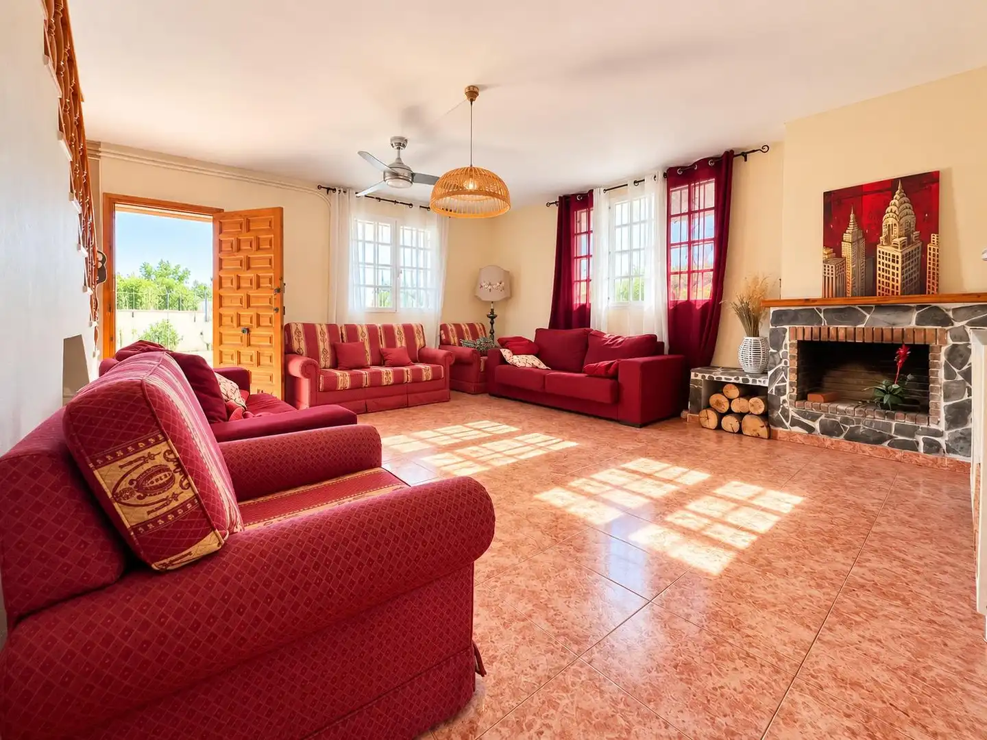 Sala de estar de Casa o chalet en venta en El Vendrell con Calefacción, Jardín privado y Terraza