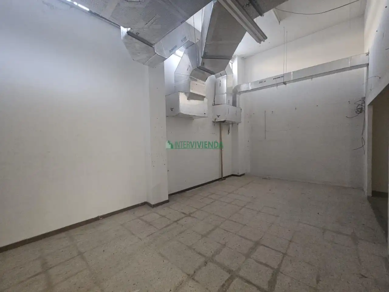 Commercial properties for rent in Vigo   with Air Conditioner