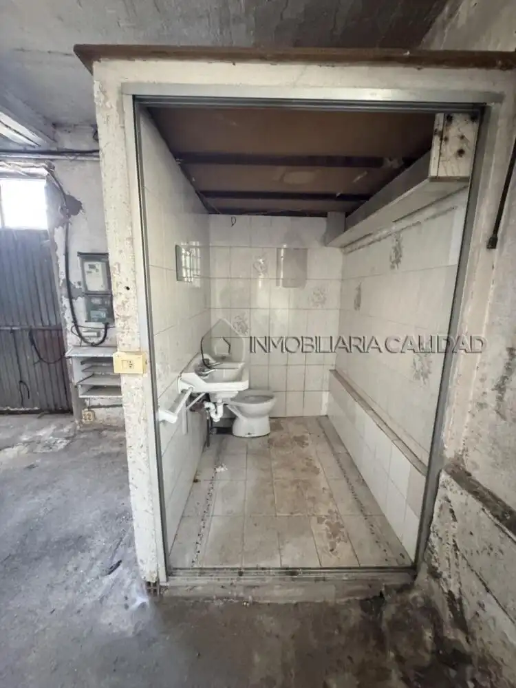 Bany de Casa o xalet en venda en Burgos amb Calefacció