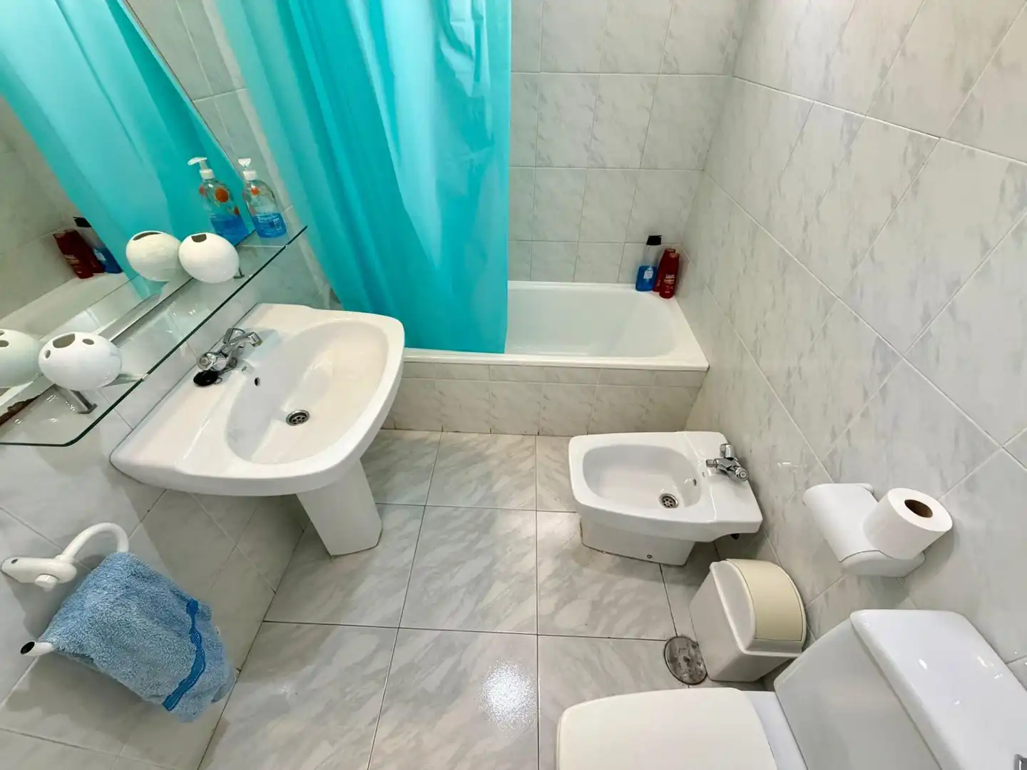 Bathroom of Flat for sale in Roquetas de Mar  with Air Conditioner, Terrace and Storage room