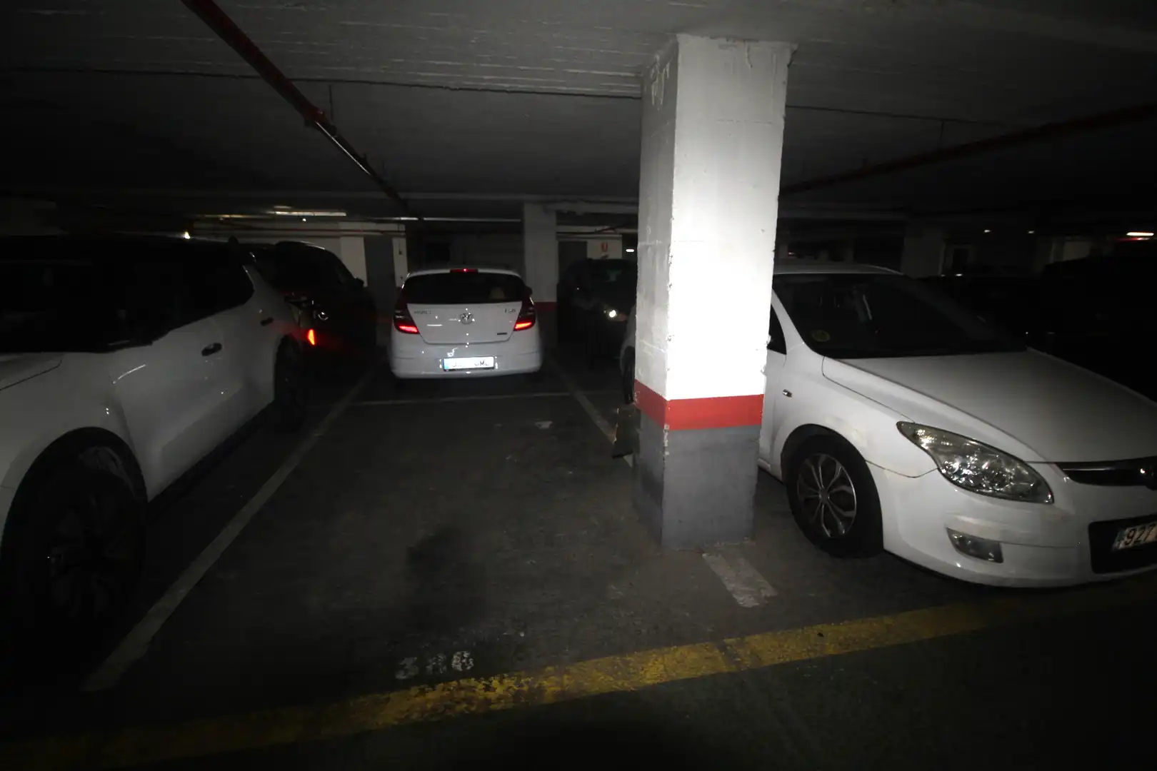 Einzelparkplatz mit Aufzug zum Verkauf in Carrer de València 3, imagen 3