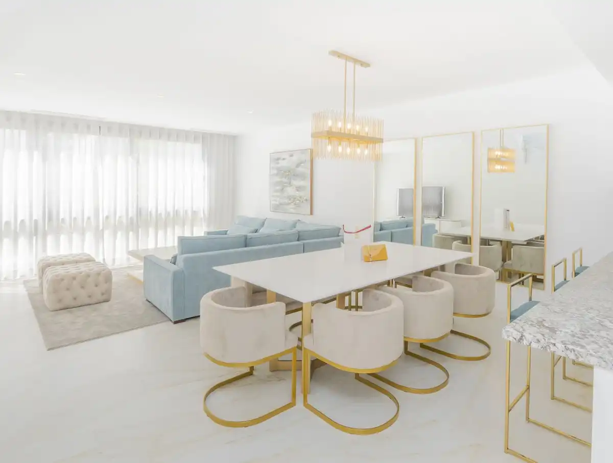 Living room of Detached homes for sale in Marbella  with Air Conditioner and Terrace