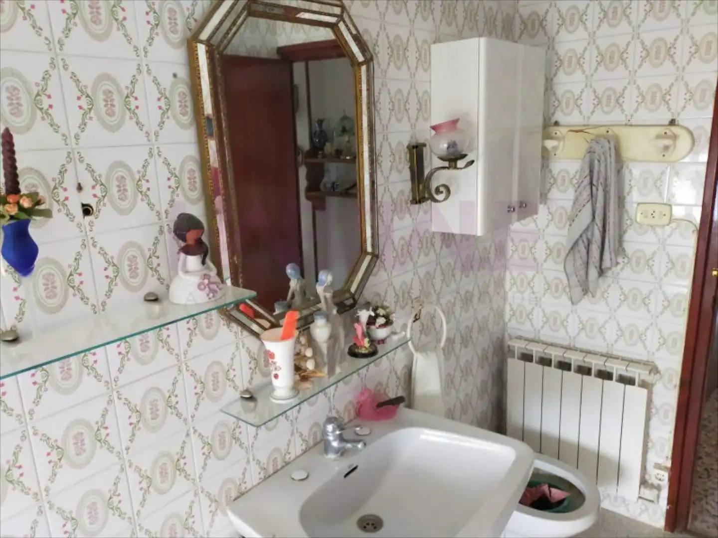 Bathroom of Houses for sale in Mediana de Aragón  with Storage room