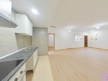 Piso con ascensor en venta en Abastos