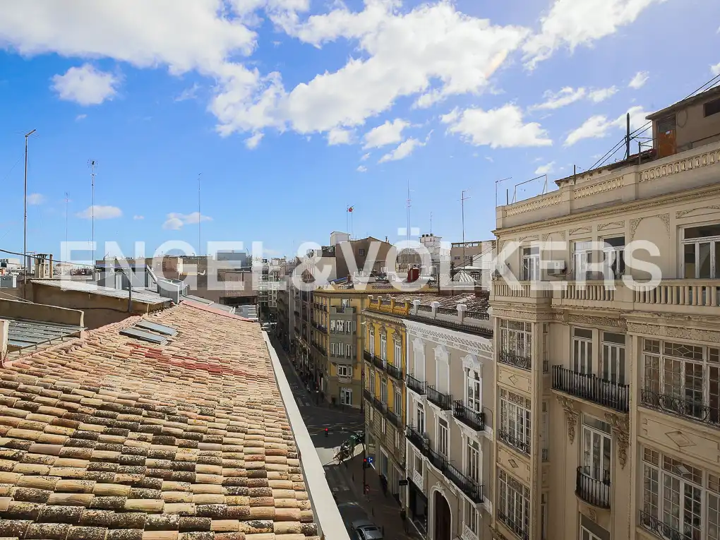 Außenansicht von Dachboden zur Miete in Valencia mit Klimaanlage, Heizung und Terrasse