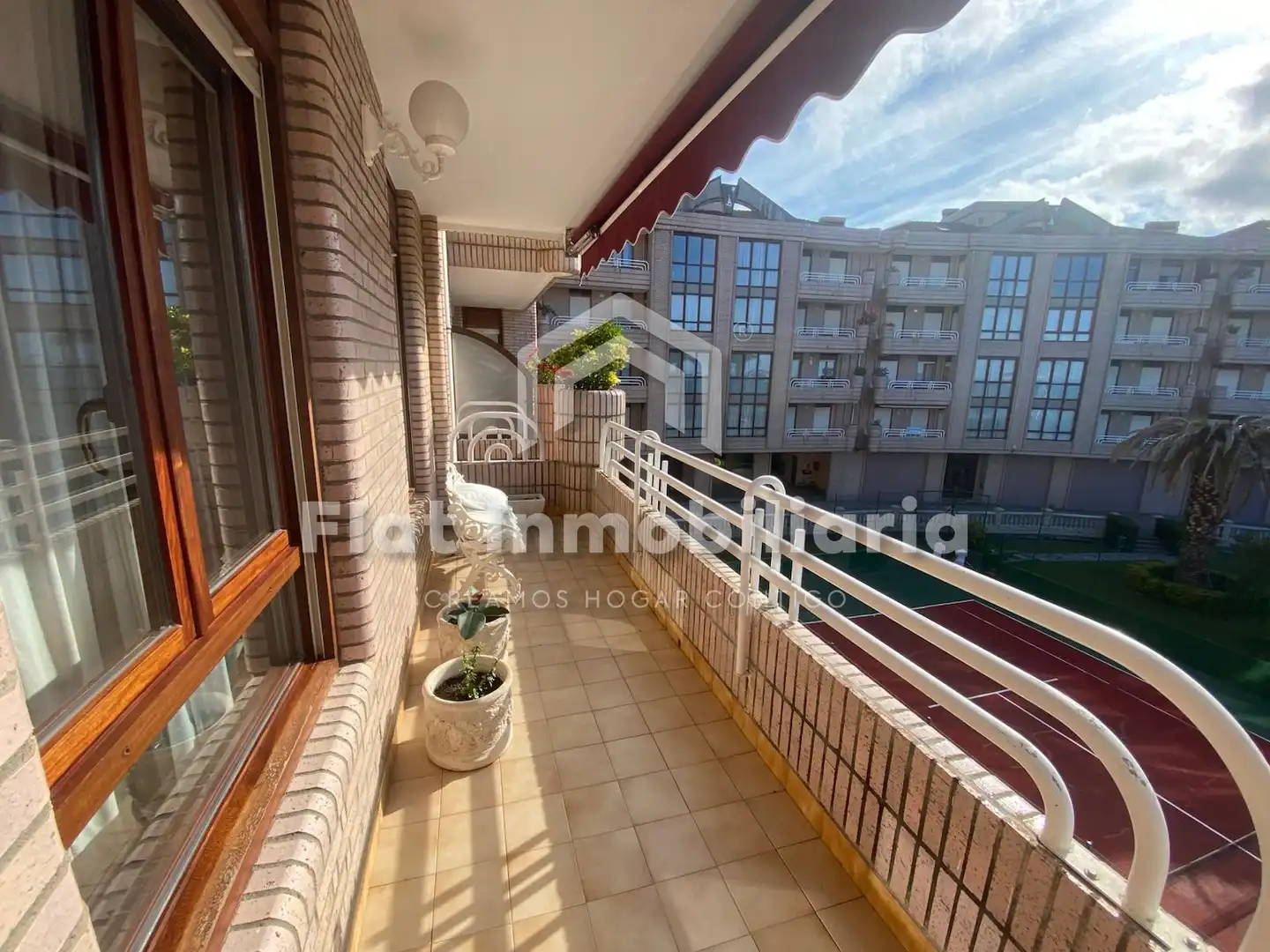 Terraza de Piso en venta en Castro-Urdiales con Calefacción, Parquet y Terraza
