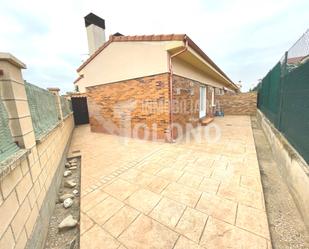 Terrace of House or chalet for sale in Cihuri  with Heating, Private garden and Terrace