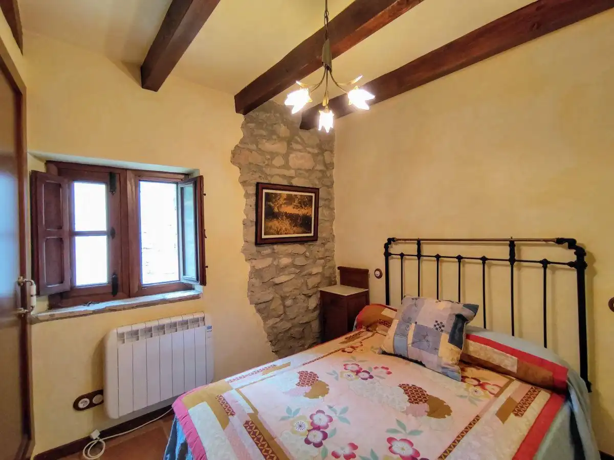 Habitación de Casa o chalet en venta en Sabiñánigo con Calefacción, Jardín privado y Terraza