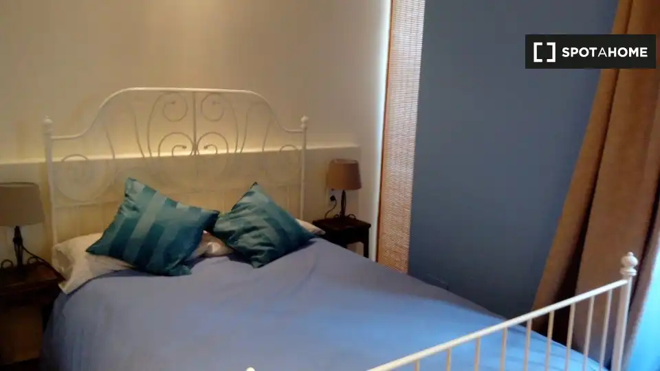 Flat with terrace to rent in Ciutat Vella, imagen 5