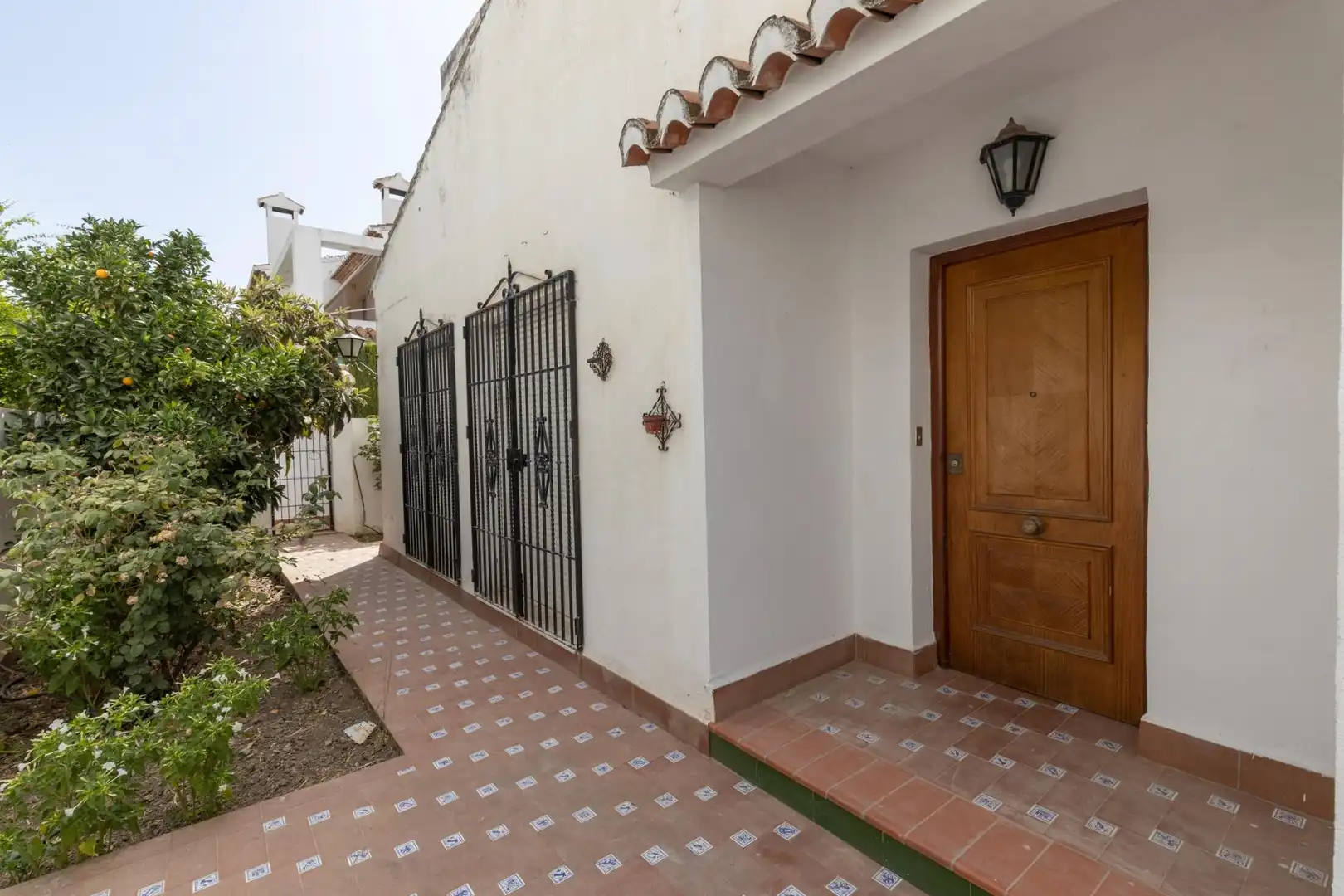 Casa adosada en venta en Granada con Calefacción, Terraza y Trastero