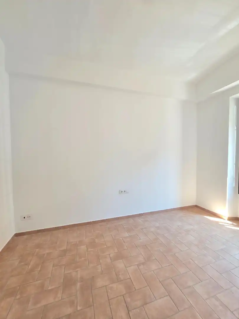 Planta baja de alquiler en El Masnou con Aire acondicionado, Calefacción y Jardín privado