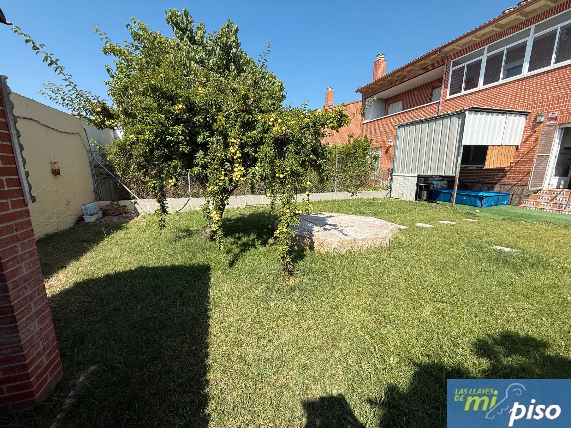 Casa adosada en venda en Valdestillas amb Calefacció, Jardí privat i Parquet