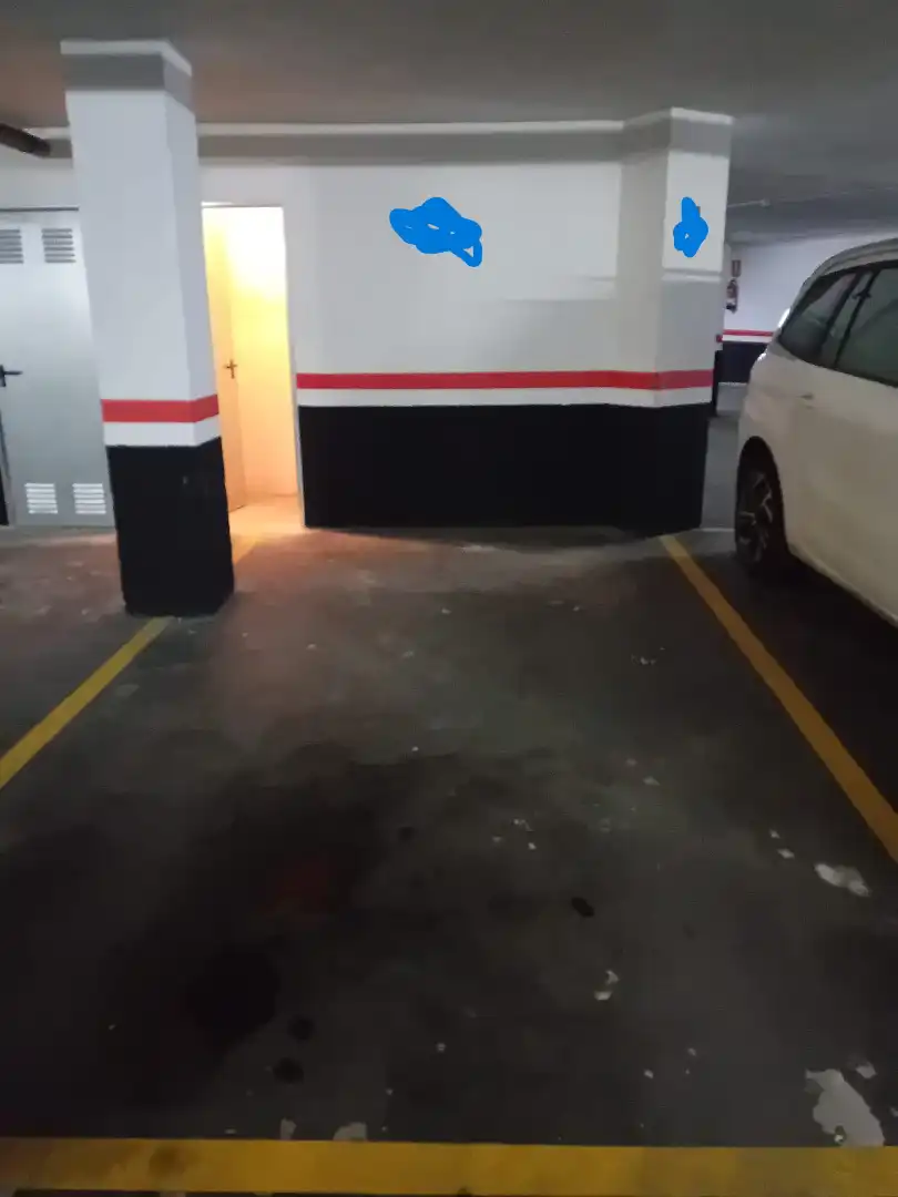 Einzelparkplatz mit Aufzug zum Verkauf in Carrer de Màlaga, imagen 3