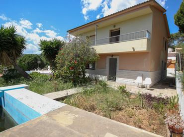Casa con balcone in vendita a Sagunto-Sagunt - PL NUMERO   44 41