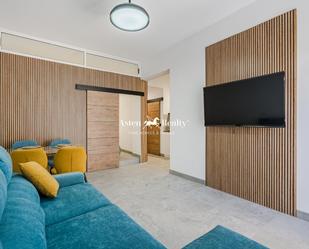 Sala d'estar de Apartament en venda en Puerto de la Cruz amb Aire condicionat, Terrassa i Moblat