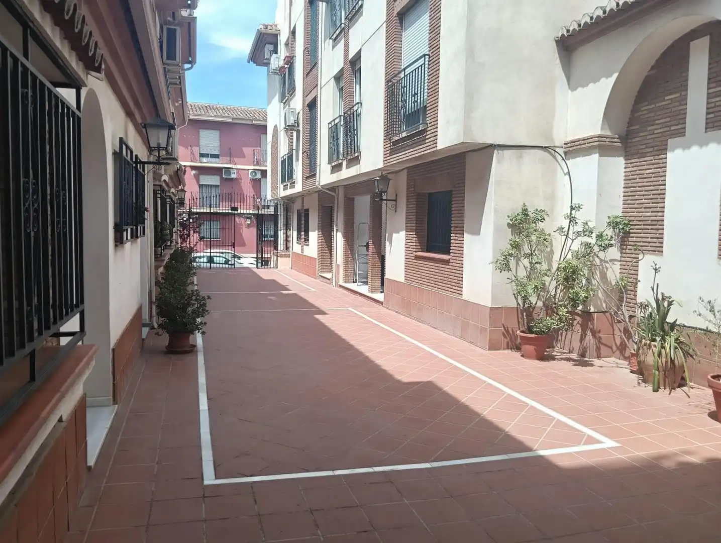 Vista exterior de Piso en venta en Maracena