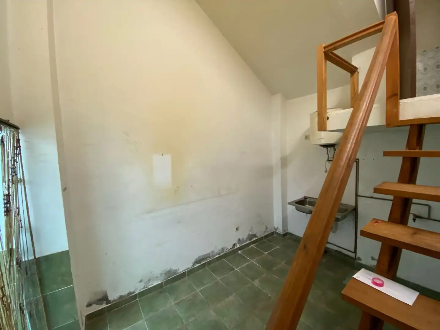 Local comercial en alquiler en Rúa Farmacéutico Manuel Fernández Llamazares 9, imagen 8