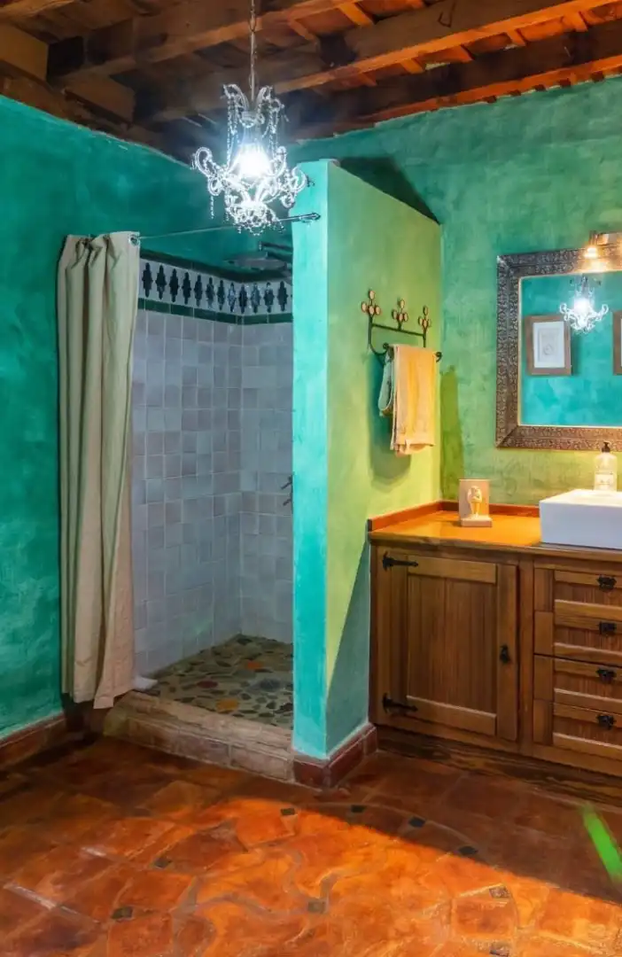 Bany de Casa o xalet en venda en Guadix amb Moblat
