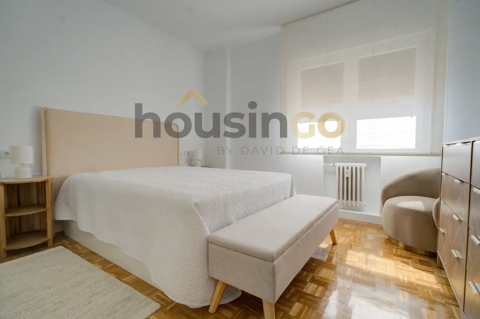 Bedroom of Flat for rent in Madrid  with Air Conditioner, Parquet flooring and Terrace
