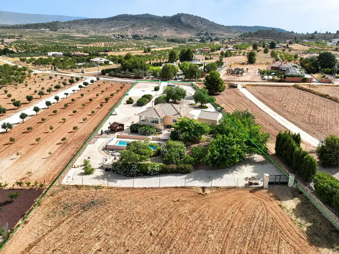Haus zum Verkauf in El Pinós / Pinoso, imagen 2