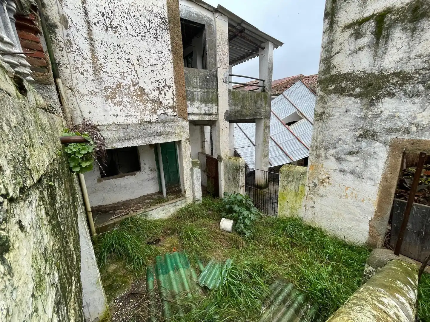 Exterior view of Buildings for sale in Sierra de Fuentes