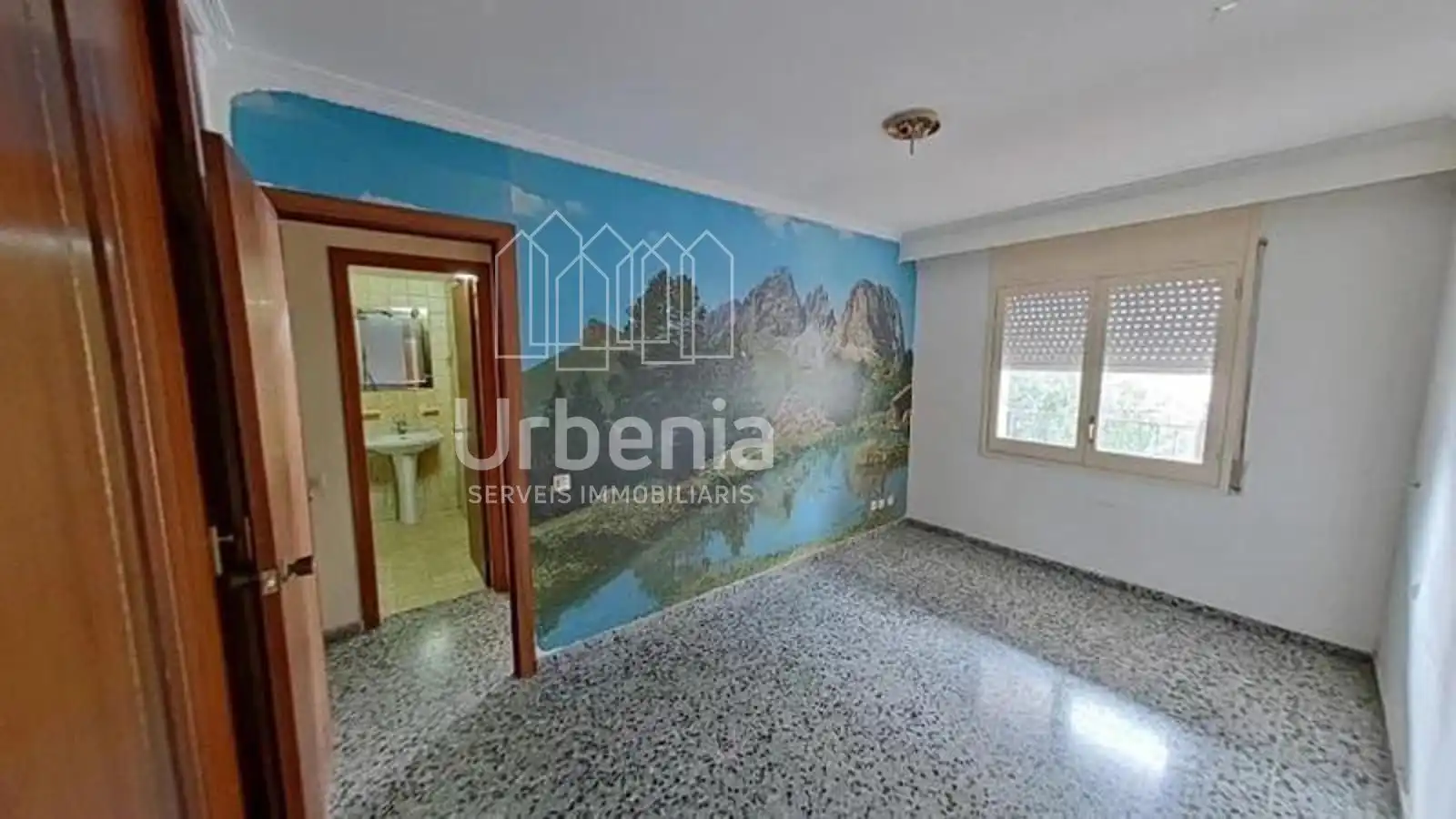 Piso en venta en Escales, Urbanitzacions