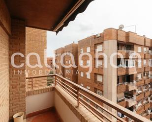 Exterior view of Flat for sale in  Valencia Capital  with Heating and Balcony