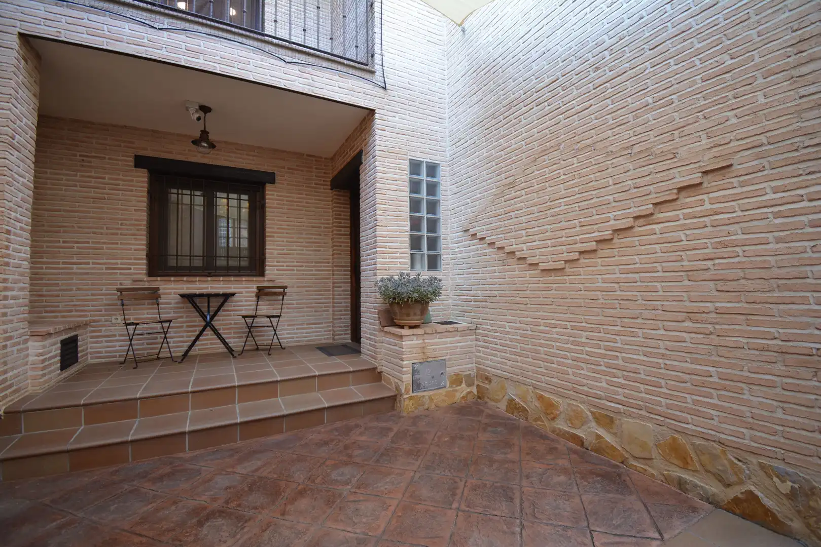 Terrasse von Country house zum Verkauf in Robledillo de Mohernando mit Klimaanlage, Privatgarten und Terrasse