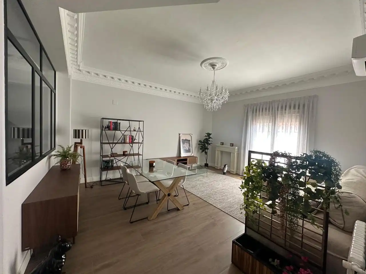 Living room of Flat for sale in  Zaragoza Capital  with Air Conditioner, Heating and Furnished