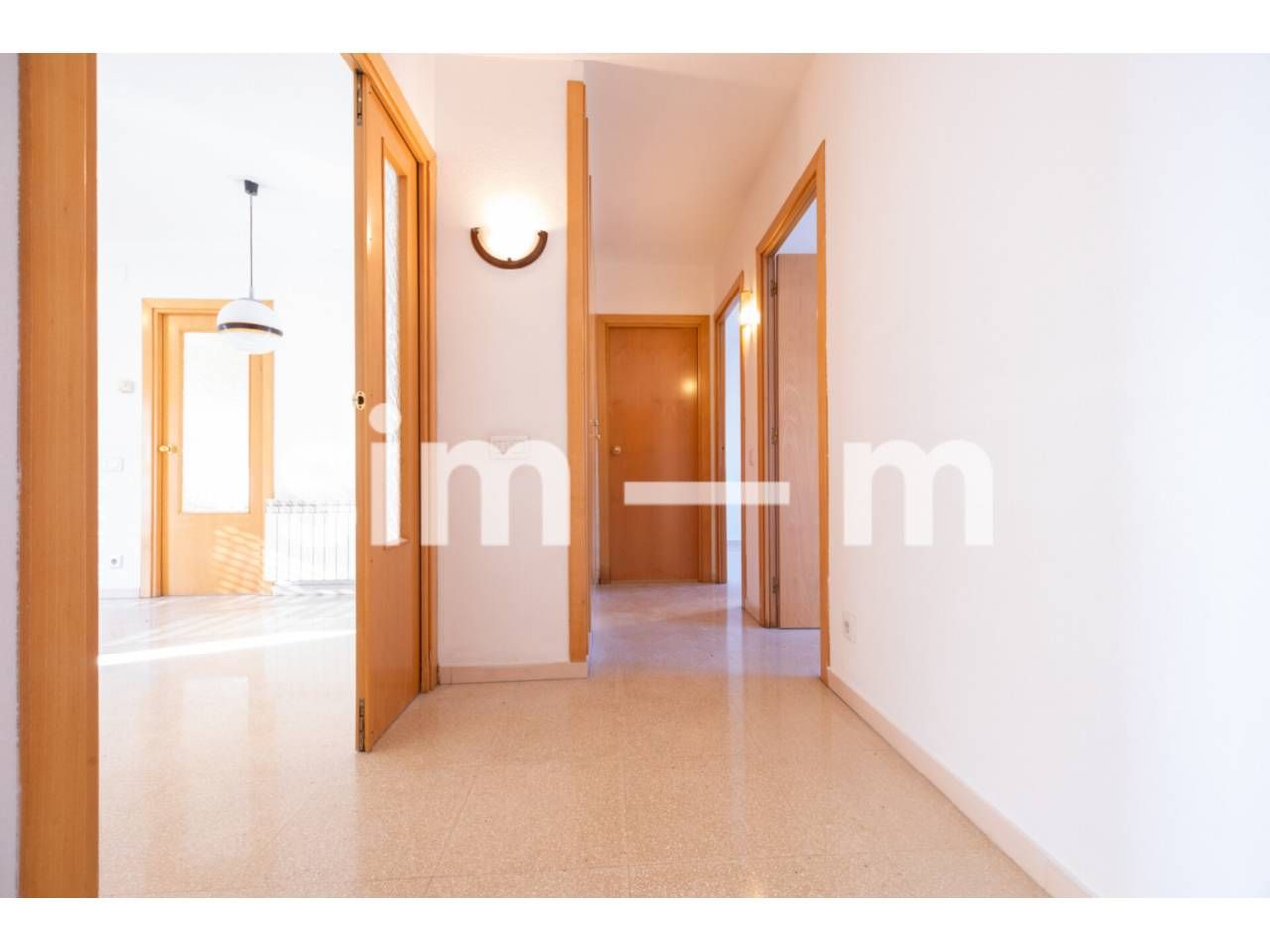 Flat for sale in Vic  with Heating and Balcony