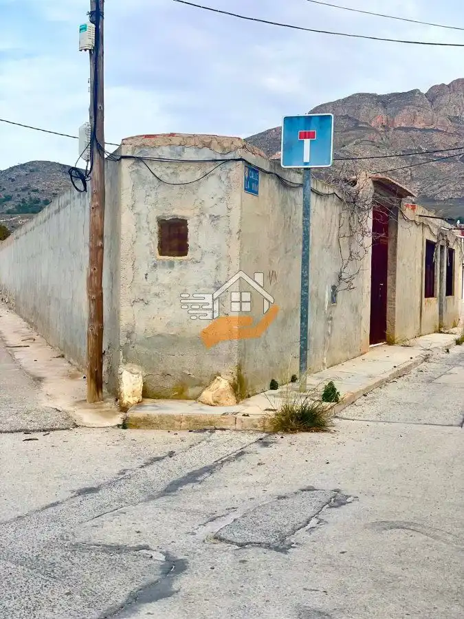 Vista exterior de Edificio en venta en Abanilla