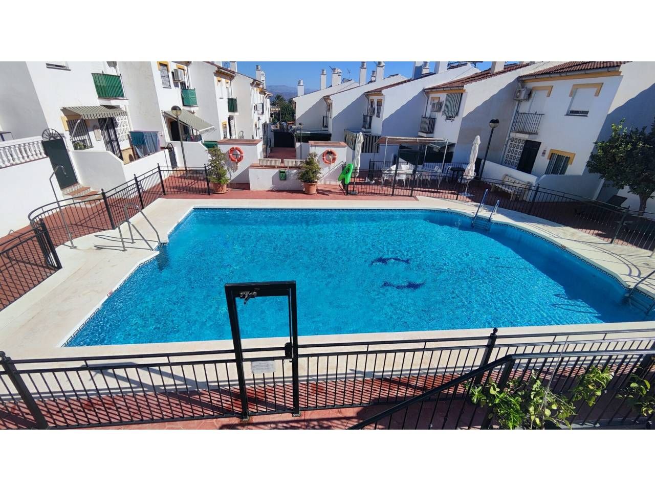 Casa adosada en venta en Calle Océano Atlántico, Jardines de Alhaurín - Huerta Alta - Fuensanguínea