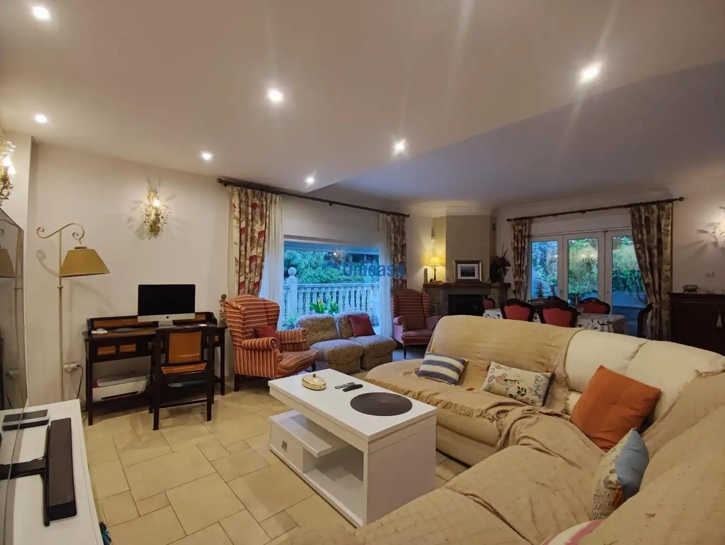 Living room of Houses for sale in Málaga  with Air Conditioner, Heating and Private garden