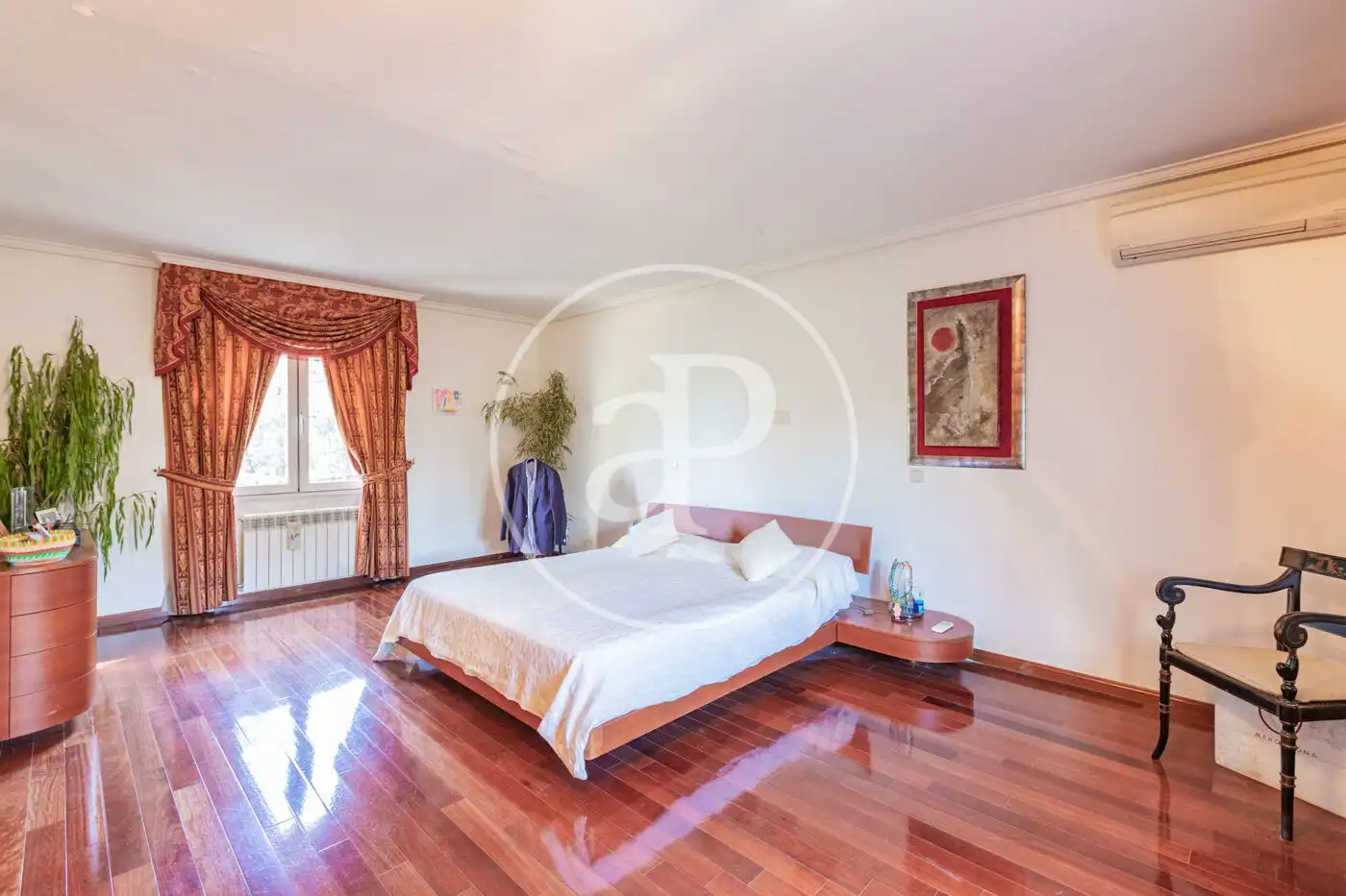 Bedroom of Houses for sale in Las Rozas de Madrid  with Air Conditioner, Heating and Private garden